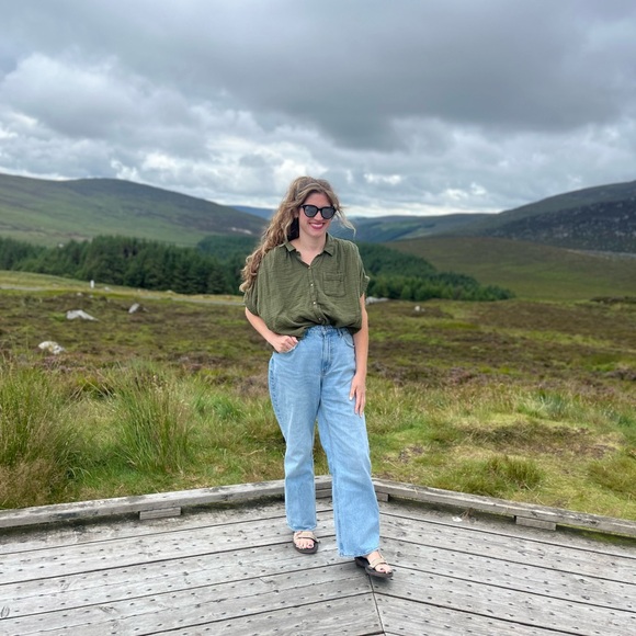 Meet your Posher, Jennifer - Picture 3 of 4